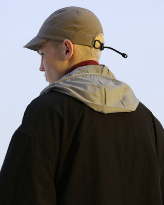 Lightweight cap with adjustable features