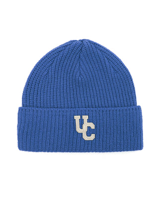 Trawler beanie for a nautical look