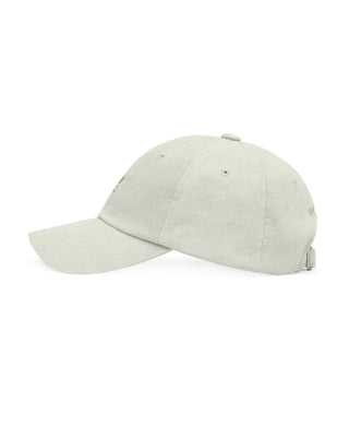 Four seasons dad cap in a classic color