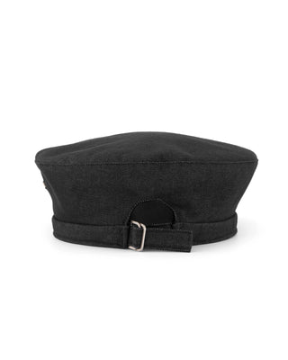 An oversized French artist beret in soft wool.